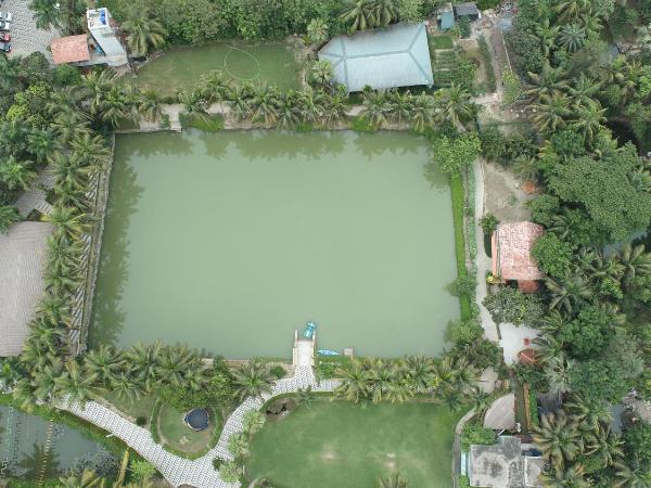Breathing Earth - Rooms and Pool : photo 7 de la chambre chambre deluxe