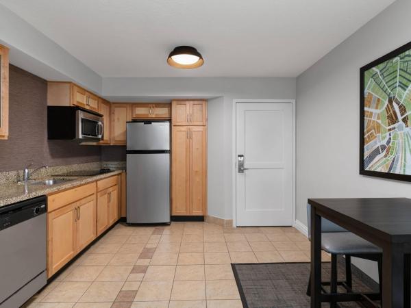 Residence Inn by Marriott Salt Lake City Downtown : photo 4 de la chambre studio lit queen-size