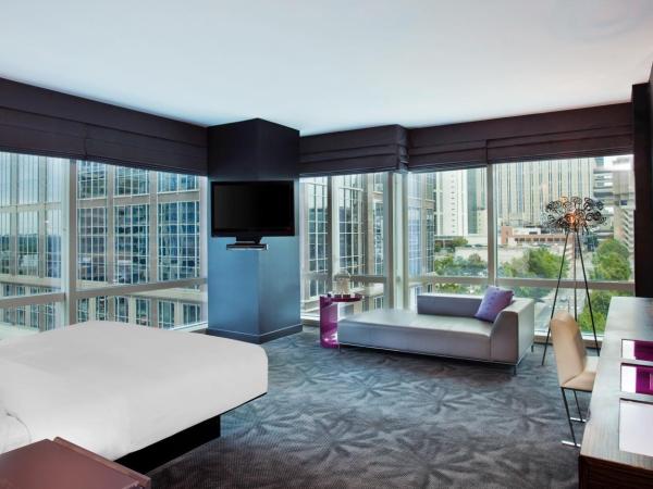 W Atlanta Downtown : photo 2 de la chambre chambre d'angle avec 1 lit king-size - espace cool