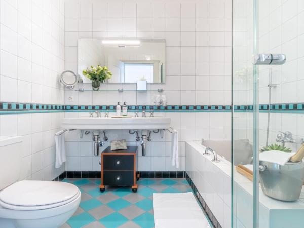 Art Deco Hotel Montana Luzern : photo 4 de la chambre chambre double – vue sur lac