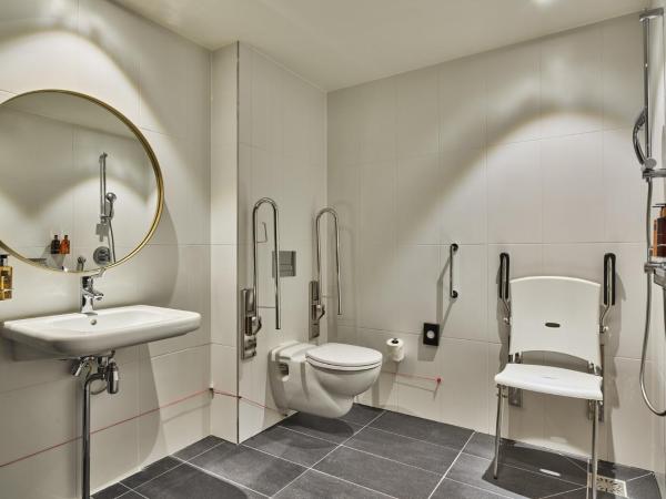 Staybridge Suites The Hague - Parliament, an IHG Hotel : photo 2 de la chambre suite studio lit queen-size - accès aux personnes à mobilité réduite