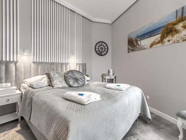 Stawa Apart Hostel : photo 9 de la chambre pokój z łóżkiem małżeńskim i prywatną łazienką