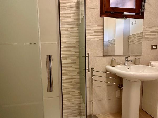 Double A Luxury Room : photo 2 de la chambre chambre double Économique