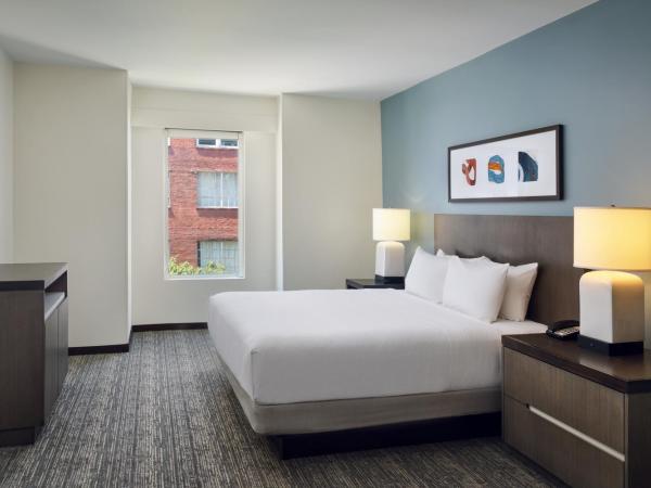 Hyatt House Atlanta Downtown : photo 3 de la chambre chambre d'angle lit king-size