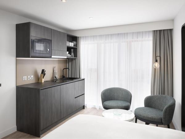 Residence Inn by Marriott Manchester Piccadilly : photo 7 de la chambre studio lit queen-size 