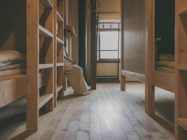 Nari Nuttari Nari : photo 3 de la chambre lit dans dortoir mixte de 6 lits