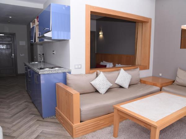Golden Beach Appart'hotel : photo 6 de la chambre suite junior simple
