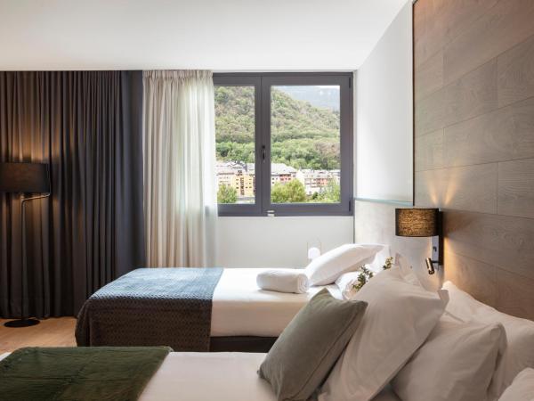 Acta Arthotel : photo 2 de la chambre chambre triple (3 adultes)