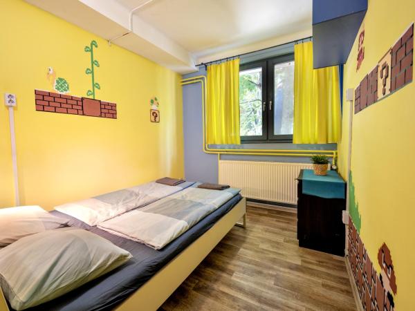 Island Hostel Budapest : photo 3 de la chambre chambre double privée