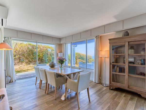 Villa L'Arche : photo 7 de la chambre appartement rez-de-jardin