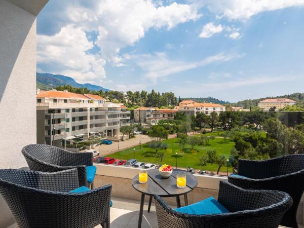 Hotel Central Beach 9 : photo 1 de la chambre appartement 2 chambres avec balcon