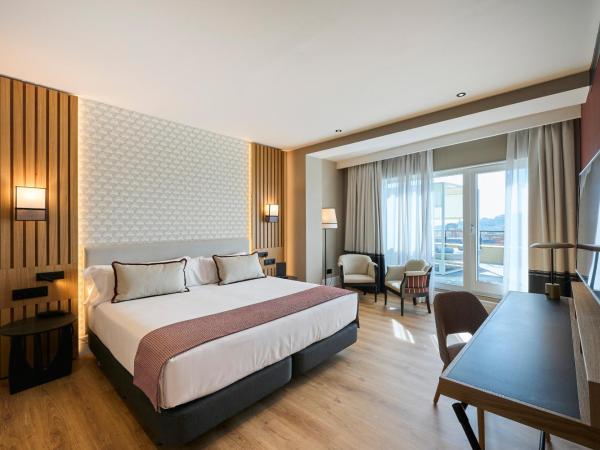 Catalonia Ramblas 4* Sup : photo 1 de la chambre suite junior deluxe avec piscine privée