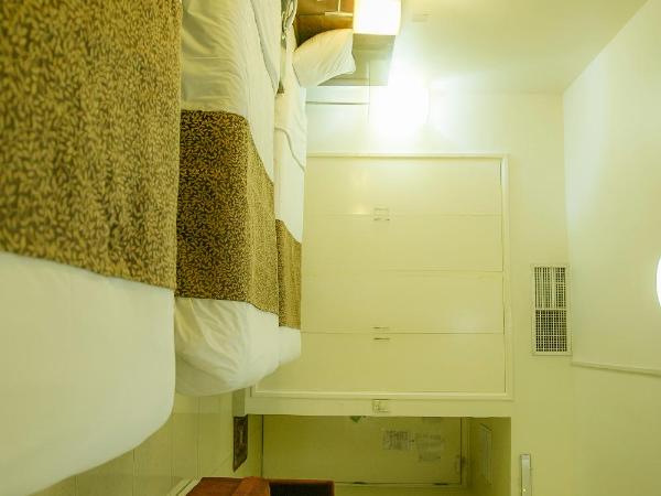 Phoenicia Grand Hotel : photo 1 de la chambre chambre triple standard