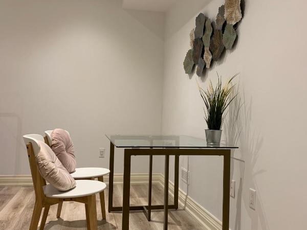 One Deluxe Bedroom Suite in Midtown : photo 7 de la chambre chambre lit queen-size deluxe