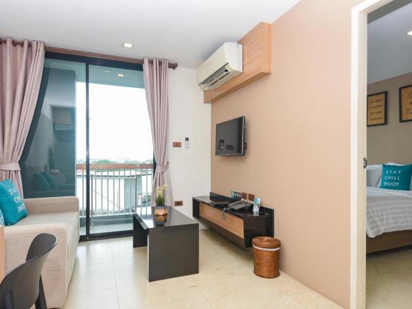 Cross Vibe Chiang Mai Decem Nimman Hotel - formerly X2 Vibe Chiang Mai Decem - SHA Extra Plus : photo 3 de la chambre suite 1 chambre