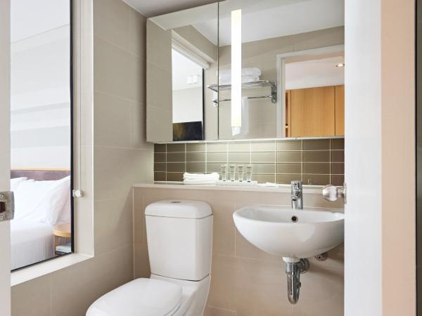 View Sydney : photo 2 de la chambre chambre lit king-size skyline