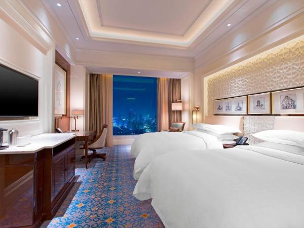 Sheraton Grand Wuhan Hankou Hotel - Let's take a look at the moment of Wuhan : photo 2 de la chambre chambre double deluxe