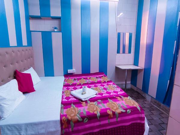 Hotel India inn : photo 4 de la chambre chambre double avec salle de bains privative