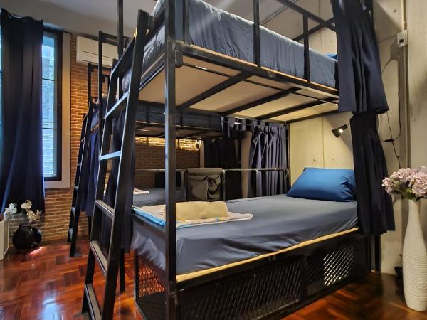 MEEMAW'S House Hostel : photo 8 de la chambre lit dans dortoir mixte de 6 lits