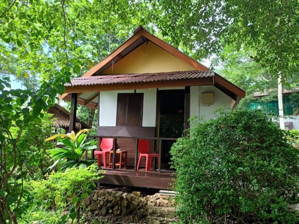 Faye Orchid Garden Resort : photo 1 de la chambre bungalow supérieur avec vue sur le jardin