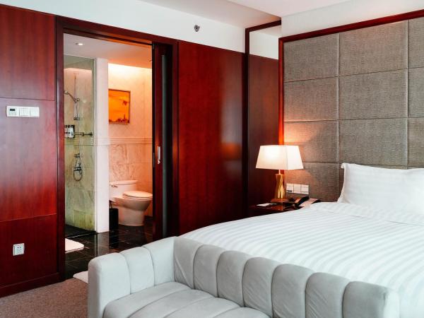 Pullman Shanghai Central : photo 1 de la chambre hébergement lit king-size supérieur