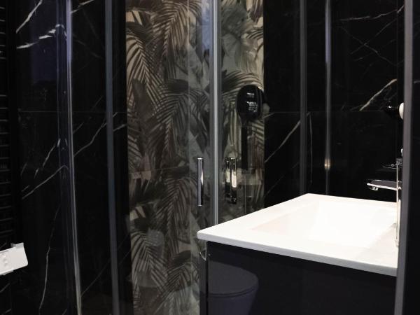 Lovely homes : photo 10 de la chambre chambre double