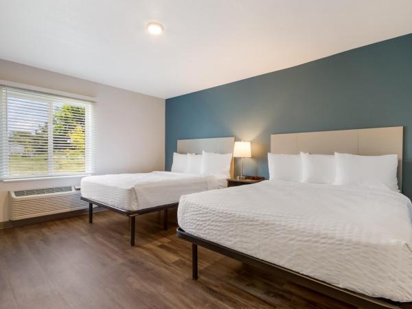 WoodSpring Suites Panama City Beach : photo 2 de la chambre queen suite with two queen beds and tub - disability access/non smoking