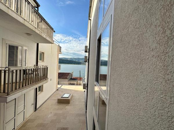 Hotel Buenavista Beach House Trogir : photo 3 de la chambre chambre double avec balcon