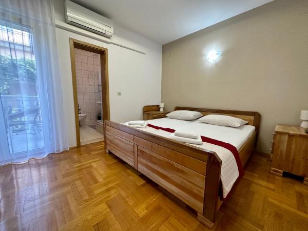 Hotel Buenavista Beach House Trogir : photo 4 de la chambre chambre double - vue sur jardin