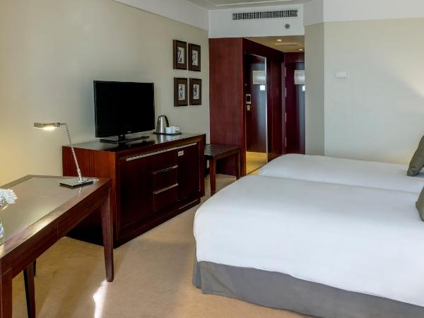 Crowne Plaza Porto, an IHG Hotel : photo 3 de la chambre chambre lits jumeaux standard avec vue 