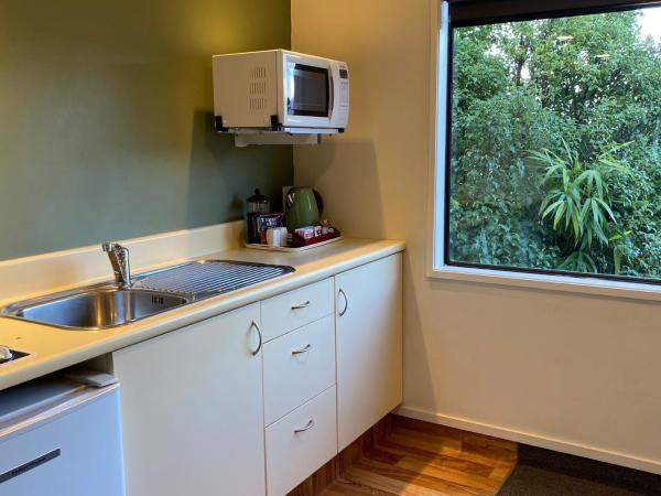 Commodore Motel : photo 1 de la chambre suite