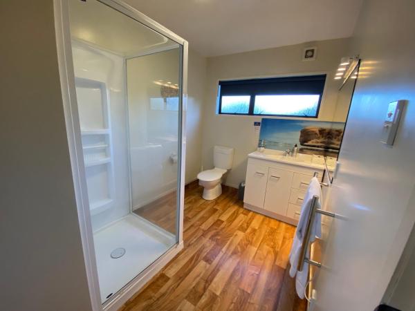 Commodore Motel : photo 3 de la chambre suite