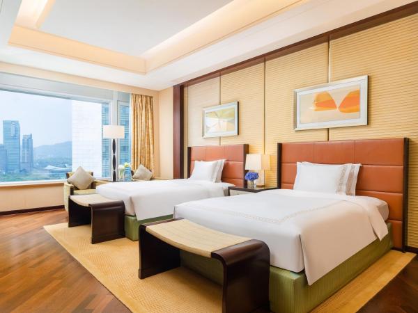 The Ritz-Carlton, Shenzhen, Nearby Futian CBD, Convention & Exhibition Center, Futian Railway Station, Outdoor swimming pool, CNY300 SPA voucher : photo 1 de la chambre chambre lits jumeaux de luxe club