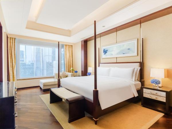 The Ritz-Carlton, Shenzhen, Nearby Futian CBD, Convention & Exhibition Center, Futian Railway Station, Outdoor swimming pool, CNY300 SPA voucher : photo 5 de la chambre carlton suite, club level, 1 bedroom larger suite, 1 king