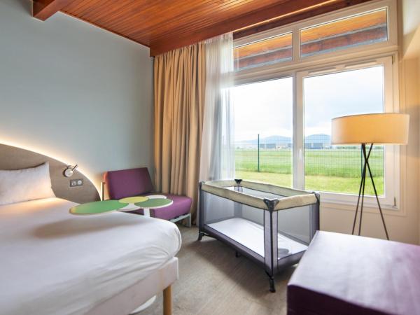 Ibis Styles Colmar Nord : photo 5 de la chambre chambre triple standard