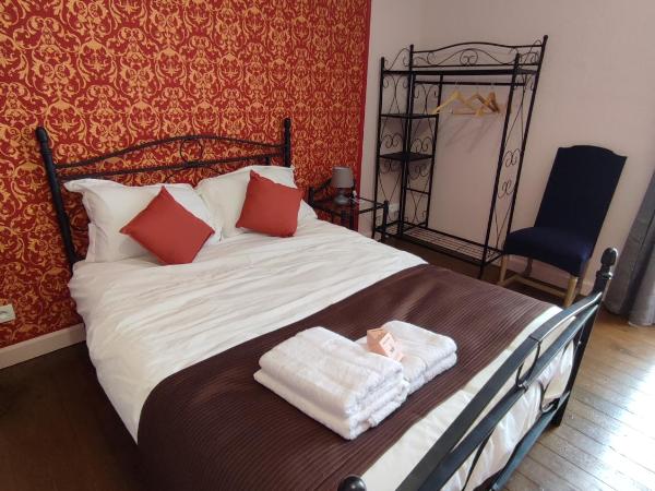 Château Saint-Martin : photo 6 de la chambre chambre familiale - vue sur jardin