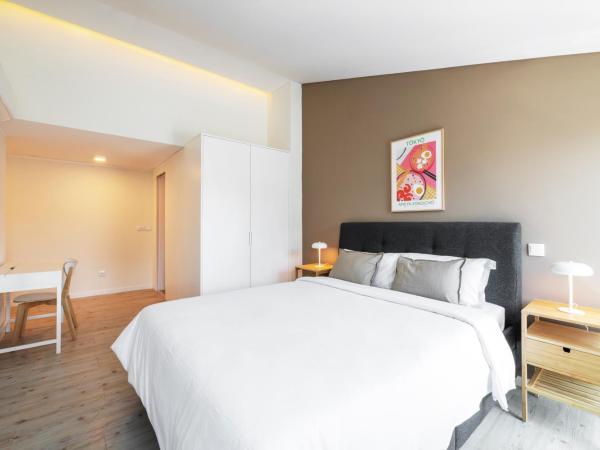 Lisbon Oriente Suites by Olala Homes : photo 1 de la chambre chambre double supérieure
