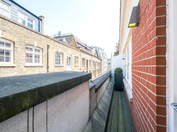 Artillery Lane : photo 8 de la chambre appartement avec balcon