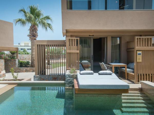 SENSEANA Sea Side Resort & Aquadventure : photo 5 de la chambre classic family room with garden view & private pool