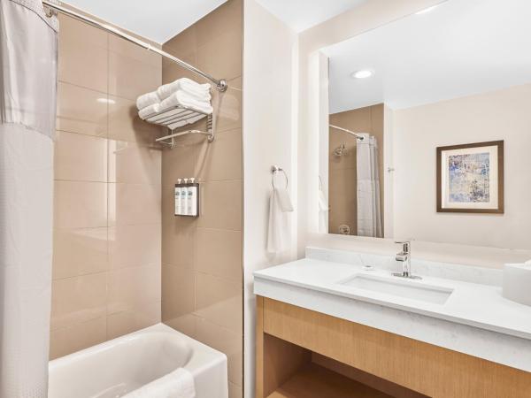 Hyatt House Houston Medical Center : photo 4 de la chambre one-bedroom queen suite with two queen beds with sofa bed, kitchen and tub - disability access