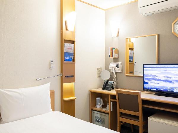 Toyoko Inn Hokkaido Sapporo Susukino Kosaten : photo 3 de la chambre chambre lit queen-size - fumeurs