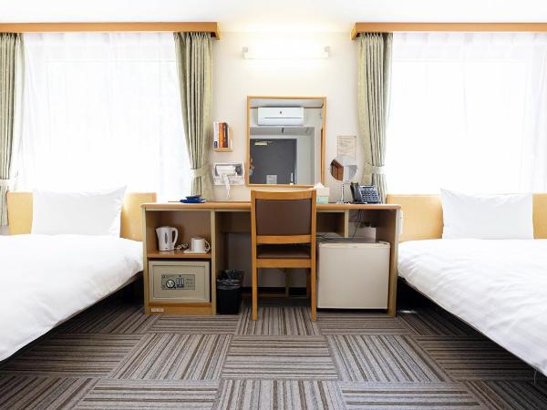 Toyoko Inn Hokkaido Sapporo Susukino Kosaten : photo 1 de la chambre chambre lits jumeaux accessible aux personnes à mobilité réduite - non-fumeurs