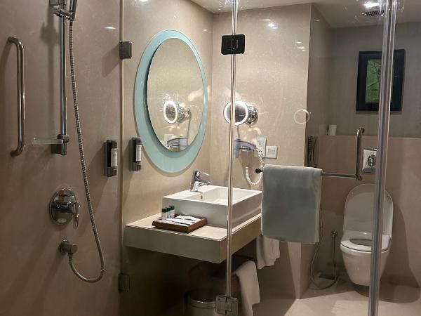 Fortune Select SG Highway, Ahmedabad - Member ITC's Hotel Group : photo 8 de la chambre chambre deluxe double ou lits jumeaux