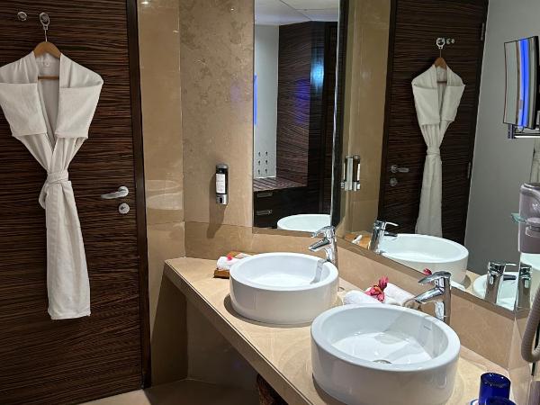 Fortune Select SG Highway, Ahmedabad - Member ITC's Hotel Group : photo 10 de la chambre suite exécutive