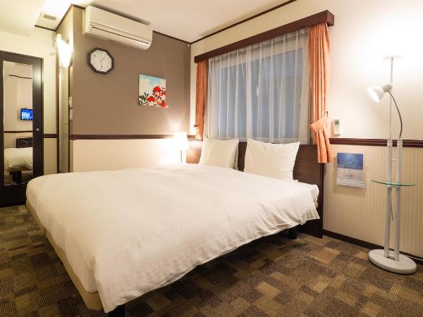 Toyoko Inn Osaka Umeda Nakatsu No.2 : photo 1 de la chambre chambre double lit king-size - non-fumeurs