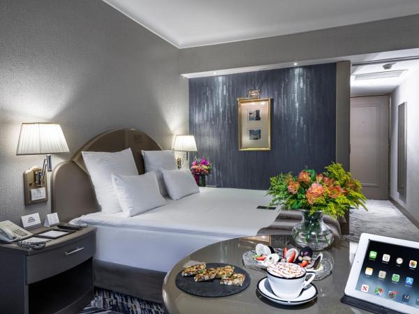 Altinel Ankara Hotel & Convention Center : photo 2 de la chambre chambre deluxe double ou lits jumeaux