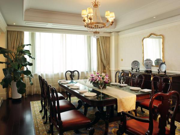 The Ritz-Carlton Beijing : photo 2 de la chambre the ritz-carlton suite, club level, 1 king, garden view