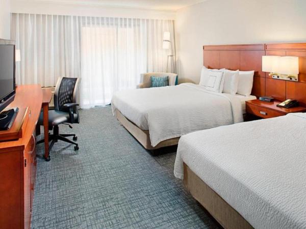 Courtyard by Marriott Tucson Williams Centre : photo 1 de la chambre chambre avec 2 grands lits queen-size