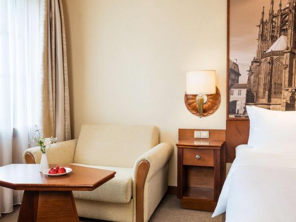 Lindner Hotel Prague Castle, part of JdV by Hyatt : photo 2 de la chambre chambre lit queen-size deluxe