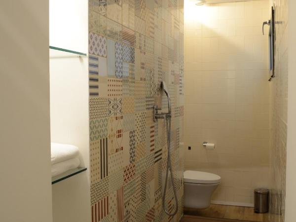 Les Monges Palace Boutique : photo 9 de la chambre chambre triple